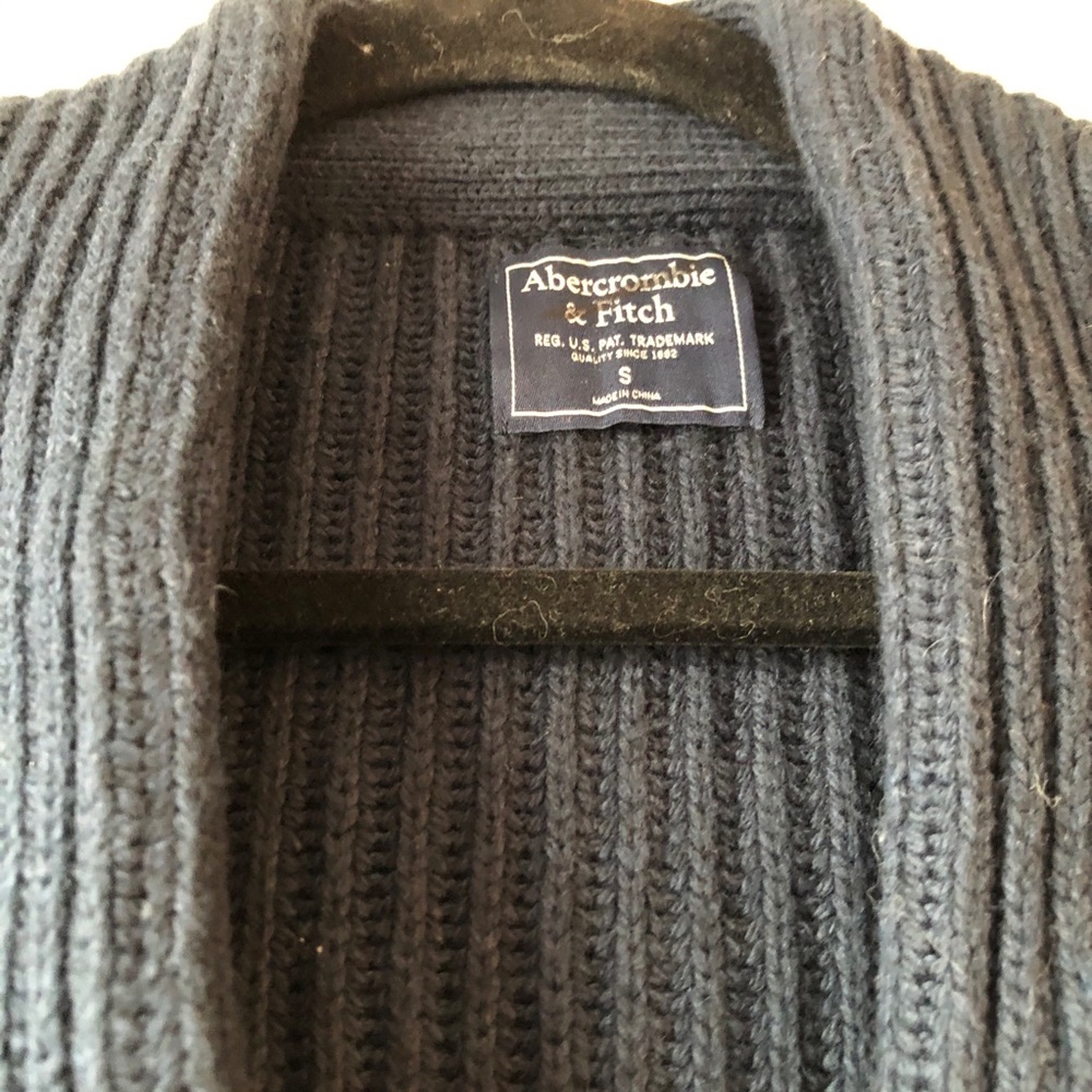 NEW Abercrombie Dad Sweater - Picture 3 of 5